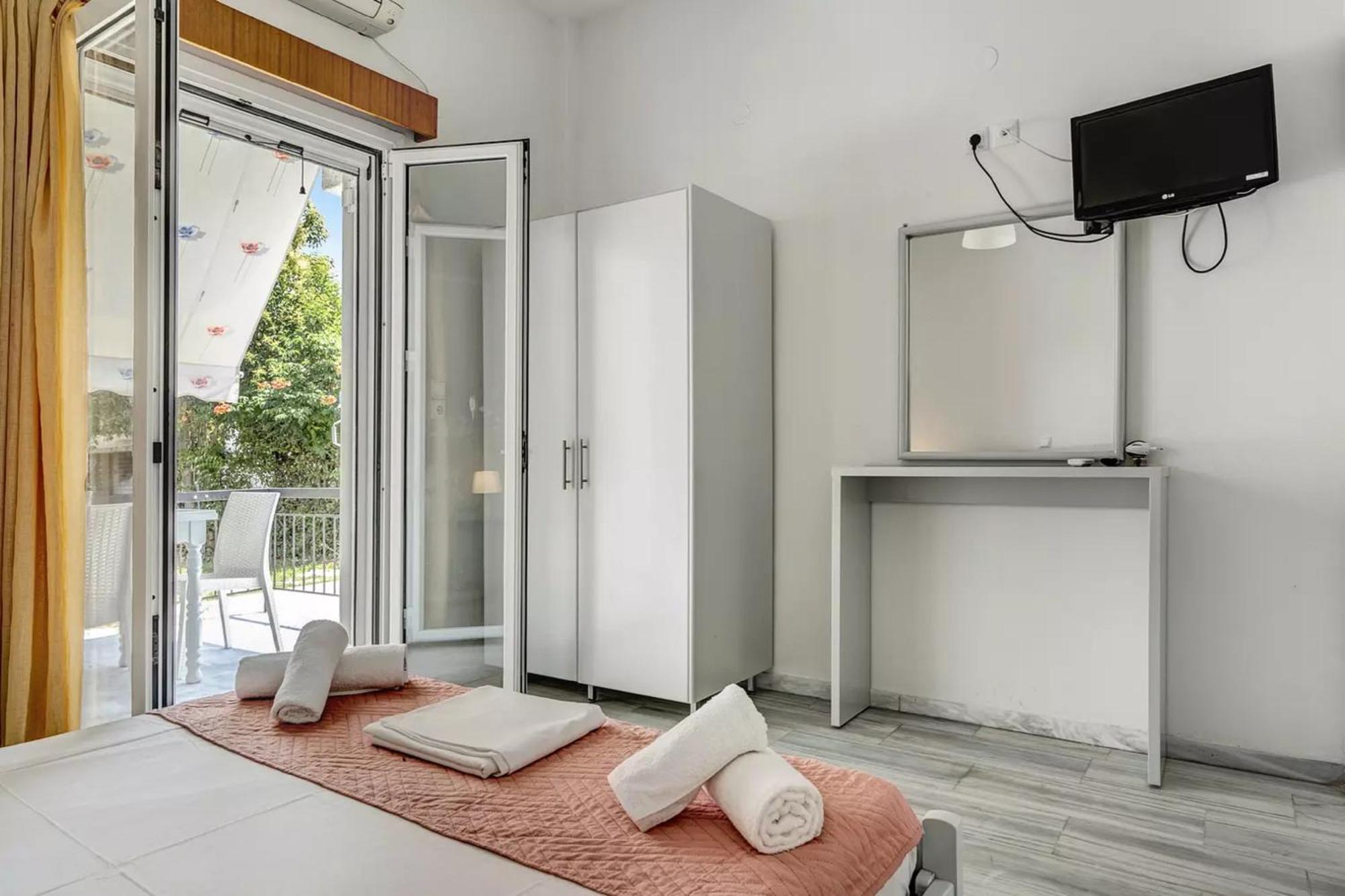 Labros Studios Kastrosykia Exteriör bild